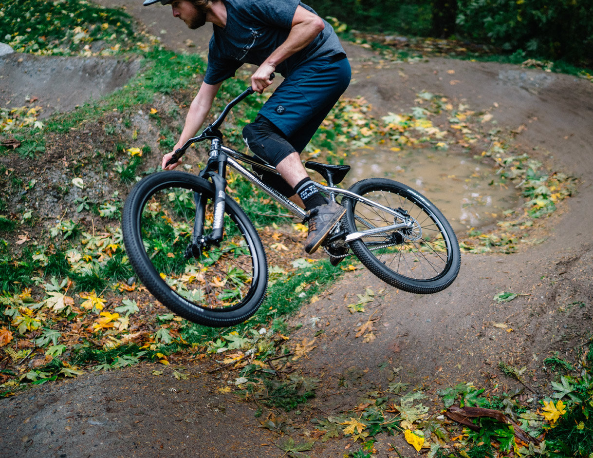 魅力的な Short PBJ transition Green Olive Dark - 自転車本体