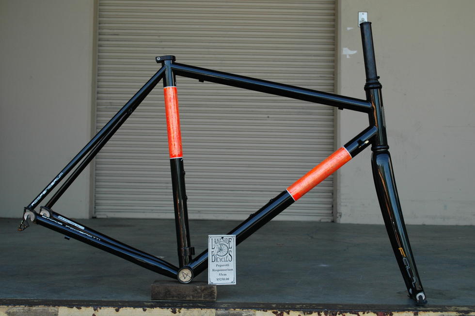 53cm Pegoretti Responsorium Falz in Venetian Panel color scheme. In stock at Lakeside Bicycles