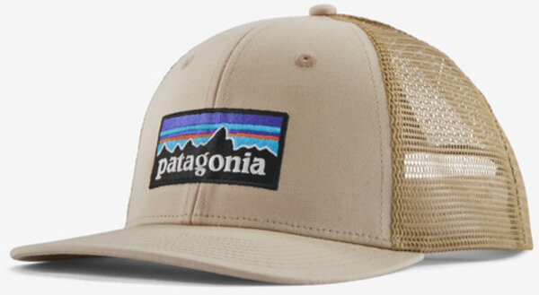 Patagonia P-6 Logo Trucker Hat Color: Oar Tan w/ Classic Tan