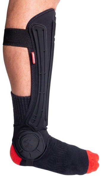 The Shadow Conspiracy Invisa-Lite Shin / Ankle Combo