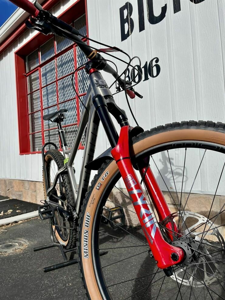 Banshee Enigma - Ted's Bicycles | Colorado Springs Bike Shop