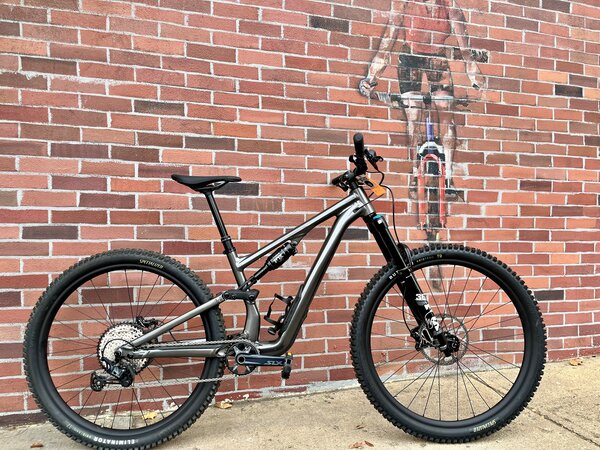 Specialized Stumpjumper 15 Comp Alloy - DEMO 2025 Specialized Stumpjumper 15 Comp Alloy - DEMO 2025