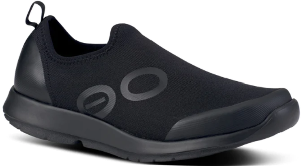 Oofos Men's OOmg Sport Shoe Color: Black/Black