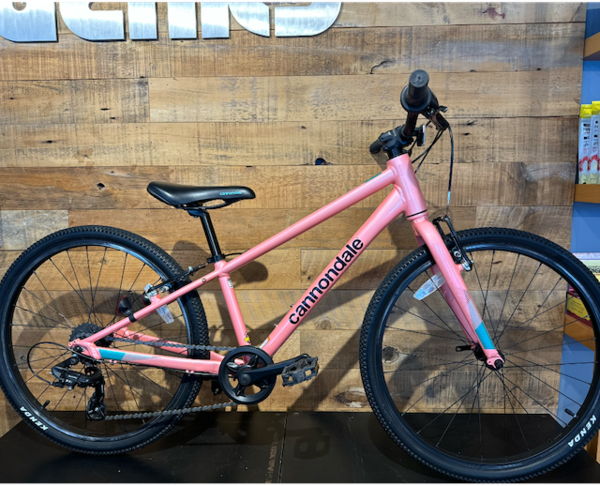 Cannondale USED Quick 24" Kids Road Hybrid Bike Light Pink MSRP $599