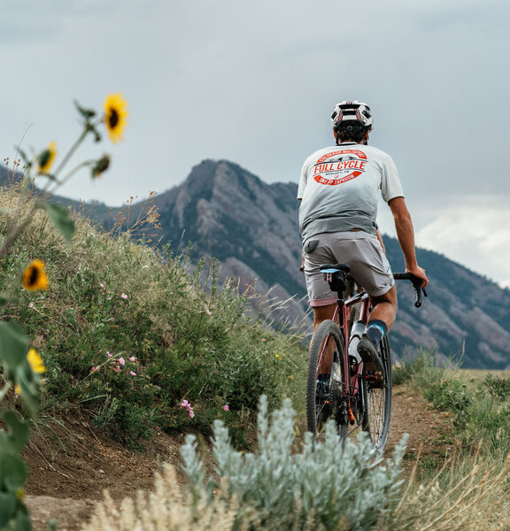 Full Cycle/Tune Up 2022 Dove Trail Shirt