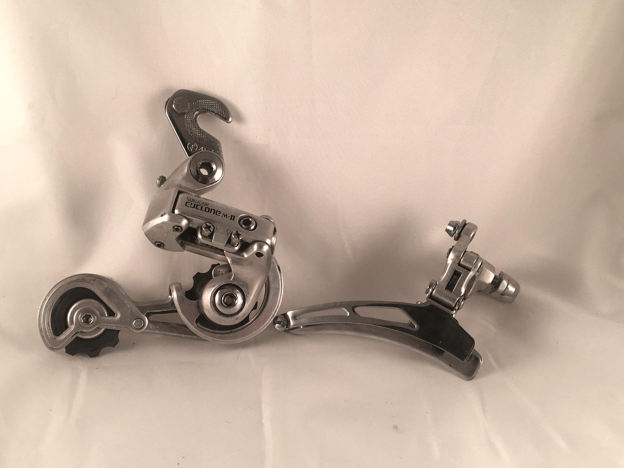suntour cyclone m2