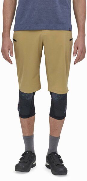 Patagonia Men's Dirt Roamer Bike Shorts Color: Black