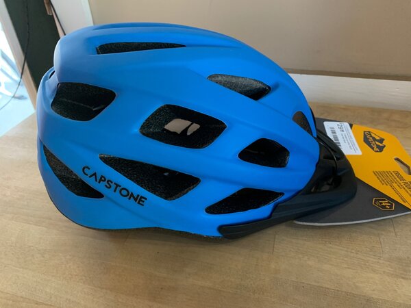 Kent International CAPSTONE Elite Adult Helmet