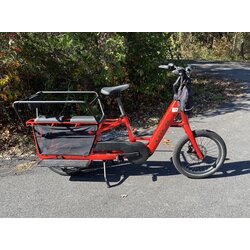 Used Bike Used Trek Fetch+ 2 Family eBike Lava