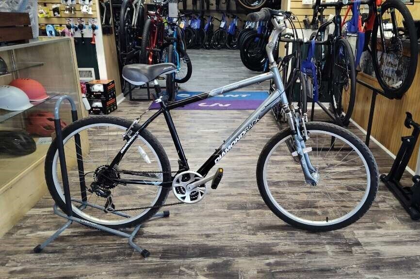 Purple Diamondback Wildwood Bicycles Used Bike Used Diamondback