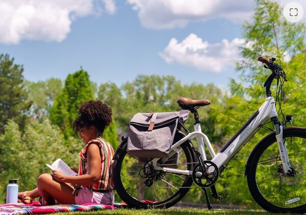 Magnum Bikes Navigator X/S Urban Commuter e-bike