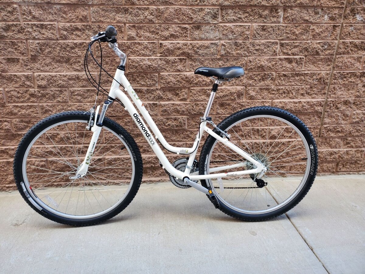 Diamondback Vital 2 ST Comfort Bike (used) Archer's Bikes Mesa