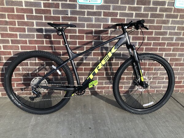 Trek Pre-Owned Trek Marlin 6 XL Gray/Neon - Wheel Sport Bicycles