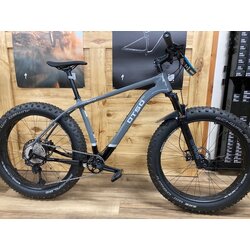 Otso NEW-OLD-STOCK Voytek XT Carbon Fat Bike W/Bluto Suspension