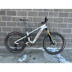 Santa Cruz RENTAL - VALA XO AXS RSV - LARGE - RIDDEN 338KM