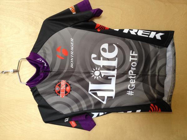 Mad Dog Cycles 4Life/MDC Century Jersey Womens Small