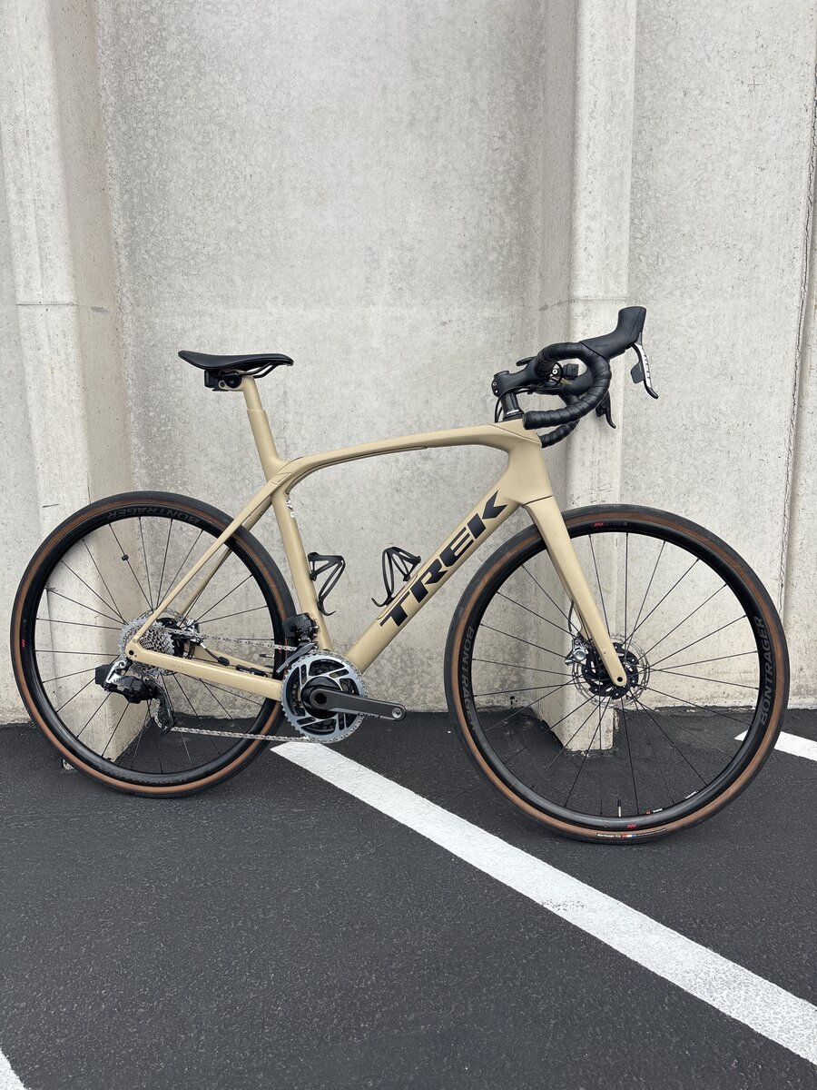 Trek Domane SLR 9 eTap ProjectOne 56cm *Used - Mad Dog Cycles