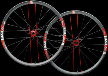 Industry Nine Torch Ultralight 24 Hole 27.5