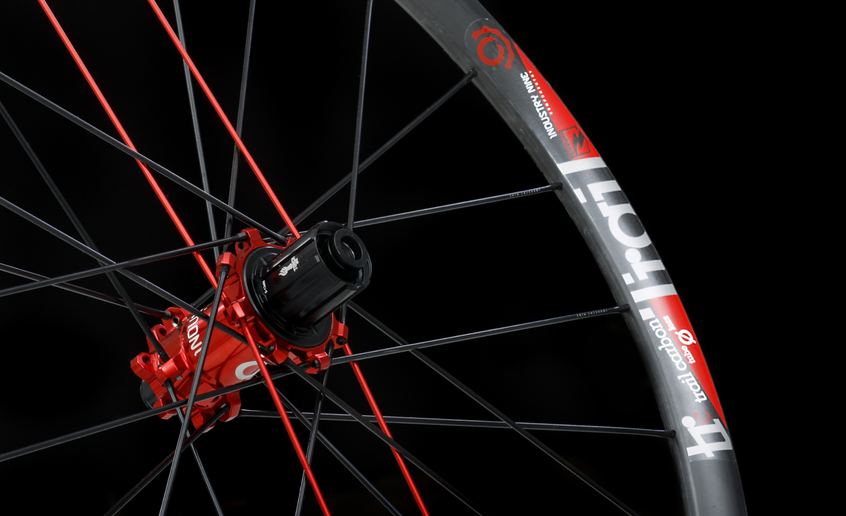 Industry Nine Torch Gravity 32 Hole 26