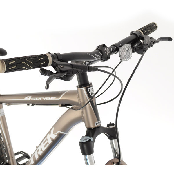 Trek 4300 Disc - 18\