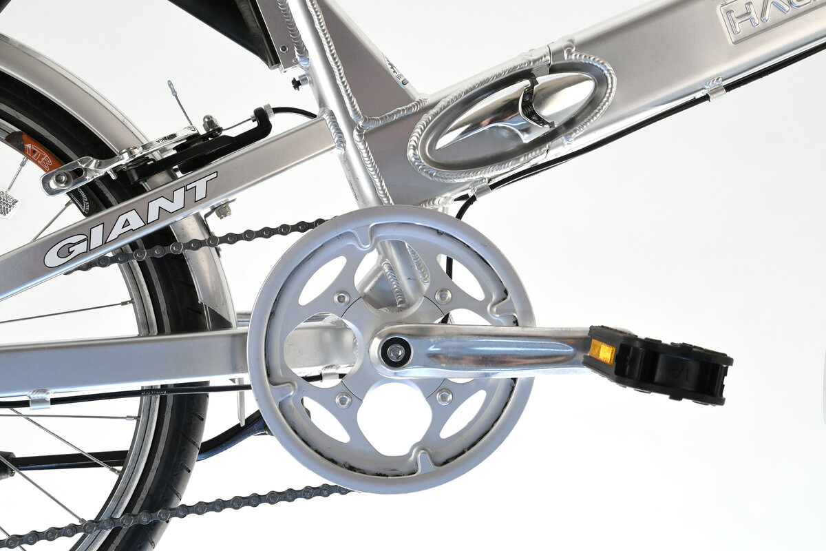 giant halfway bicycle Foldable Bicycle Huge Cycles Company Giant Halfway Folding Bike Wheel  Sprocket One Of America's