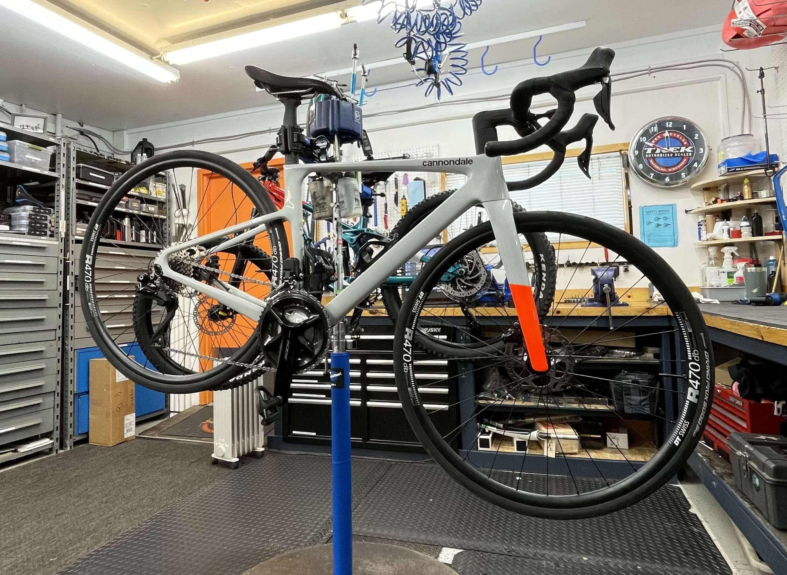 e-bike citybike damen Das SachsenRAD CityBike C3T ist ein wunderschönes und leichtes Ebike für  die Stadt und für Trekking Touren mit wartungsarmen Riemenatrieb. Das 28  Zoll E-Bike main image 0