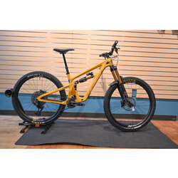 Yeti Cycles SB160 T3 w/ EXC 1501 Carbon Wheels DEMO
