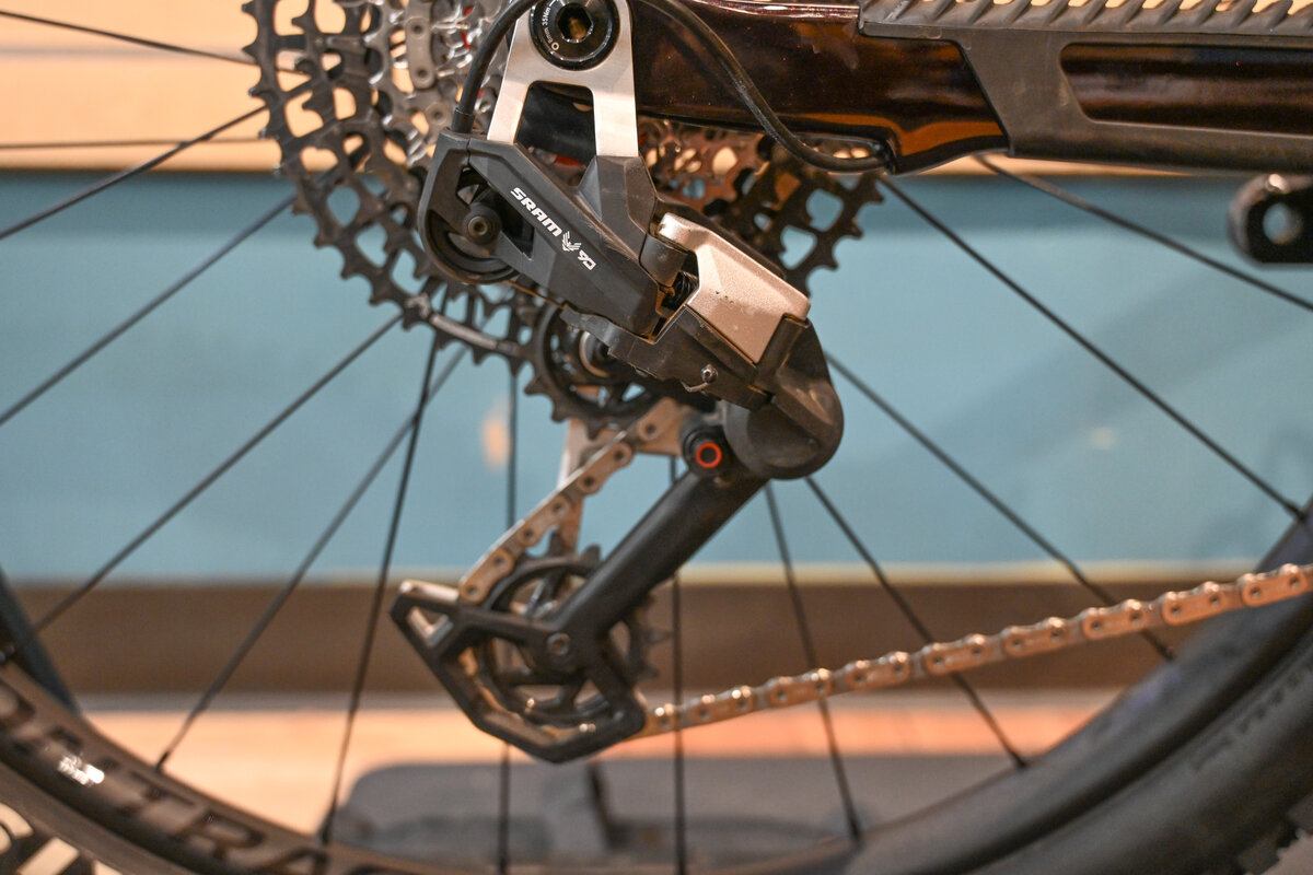 TREK Fuel 90(対面引き渡し限定)
