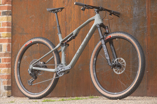 Allied BC40 1.1 GX AXS Allied BC40 1.1 GX AXS