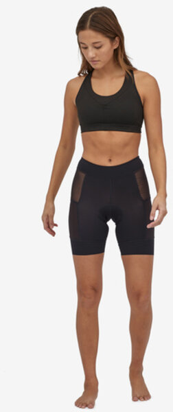 Patagonia W's Dirt Roamer Liner Shorts Color: Black