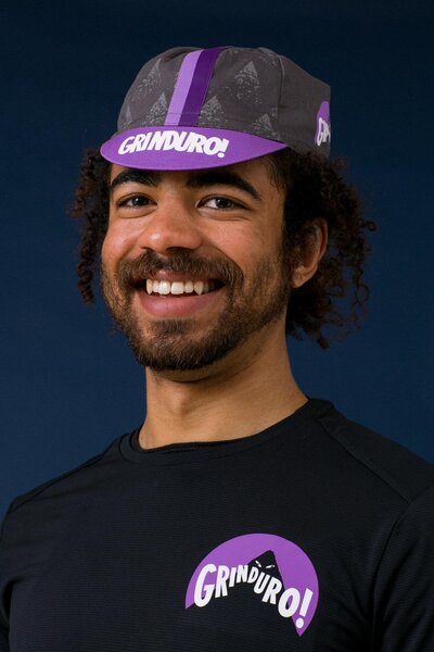 新品 ラファ Rapha Grinduro キャップ　グラベル トレイル ライトウェイト キャップ | Rapha