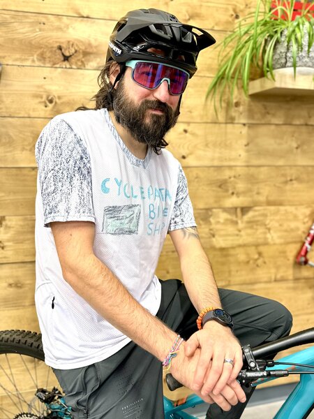 CyclePath Men's Riding Jersey | Winning Crayon