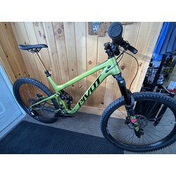 Pivot Cycles Switchblade