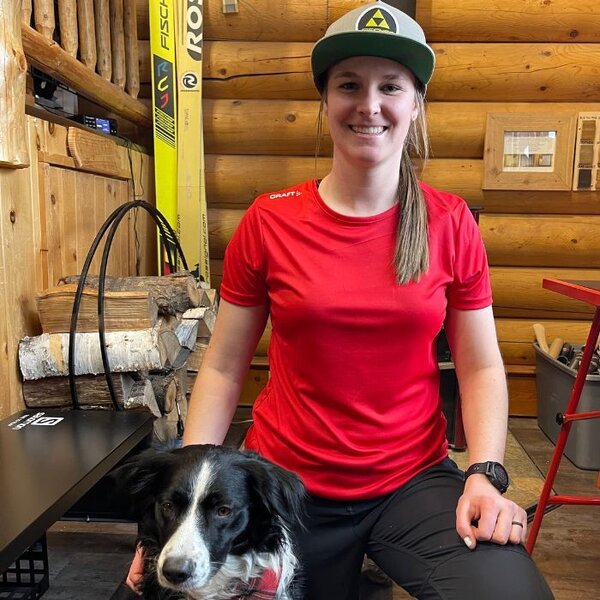 New Moon Women's Craft Short Sleeve Tech Tee