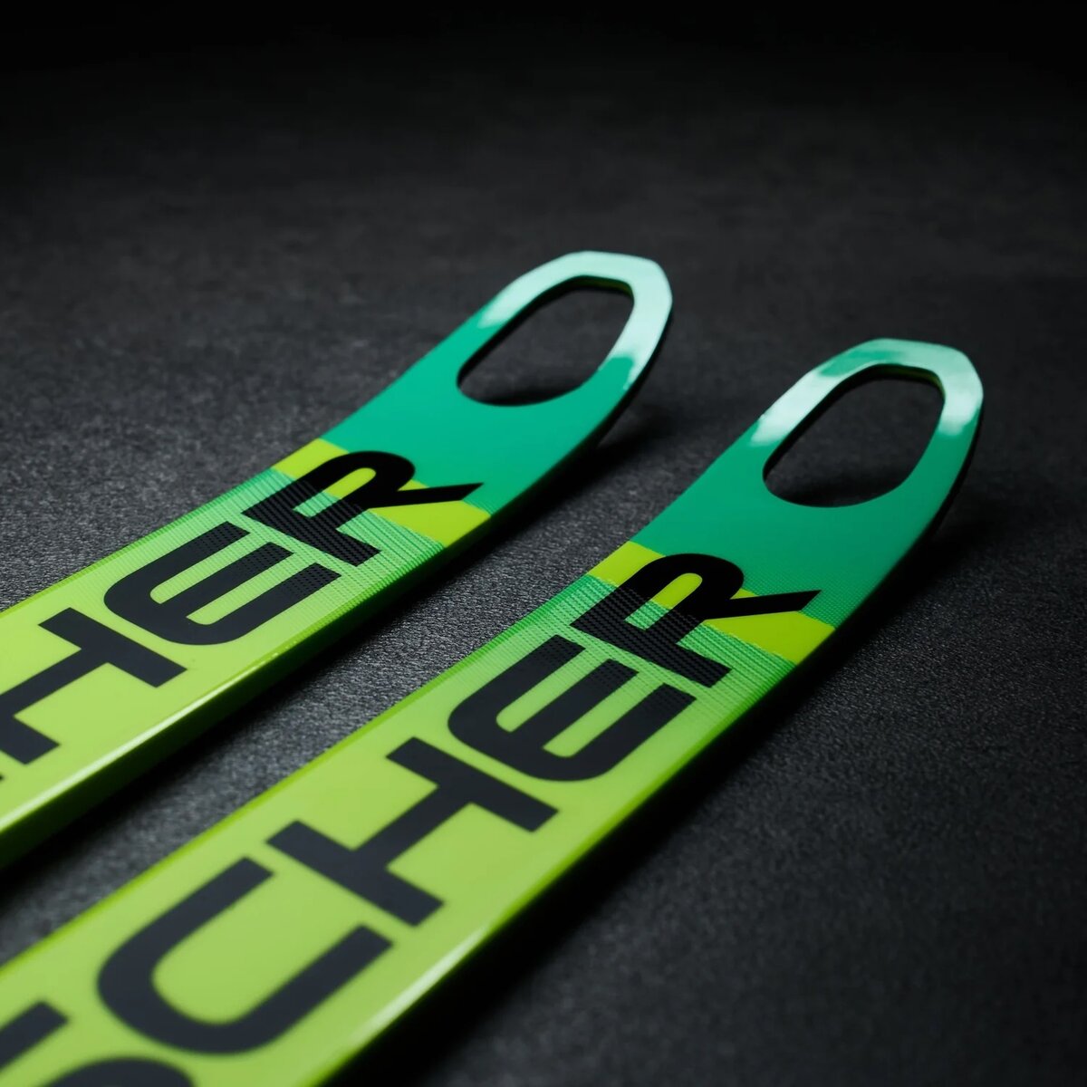 Fischer Speedmax 100HE Skate 610 Ski - Cold - New Moon Ski & Bike