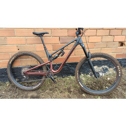 Rocky Mountain RENTAL ALTITUDE C70 XT LARGE *SCRATCHED FORK STANCION