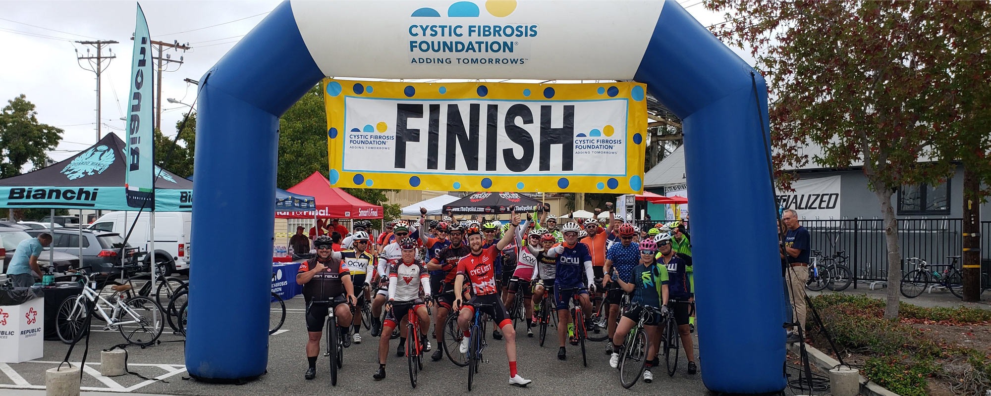 cyclists at the cycle for life starting finish line