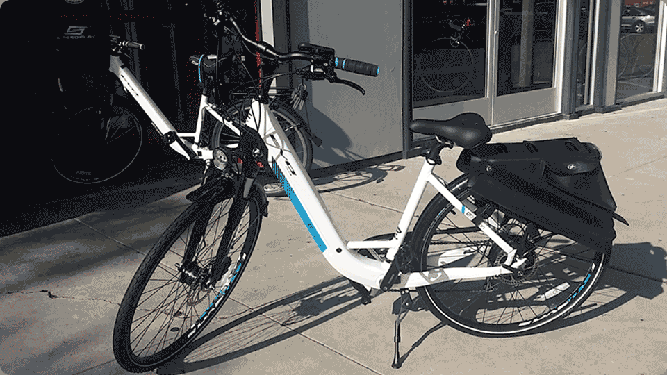 Electric commuter bike with extra battery pack