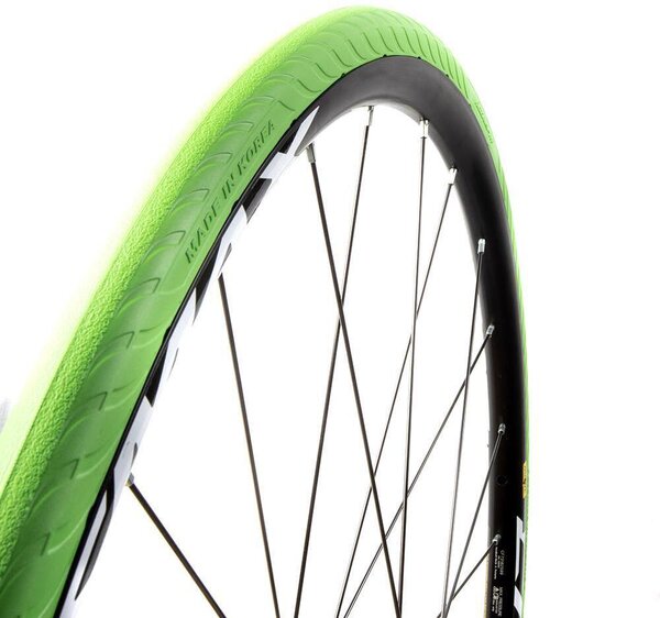 Tannus Tannus Slick 700x25 Airless Tire - Melon Green
