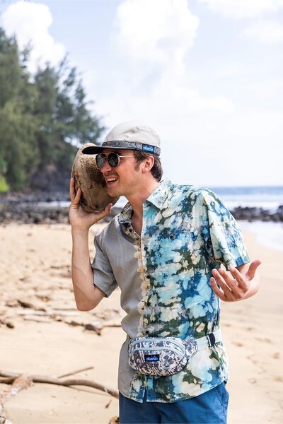 KAVU M's Excellent Adventure