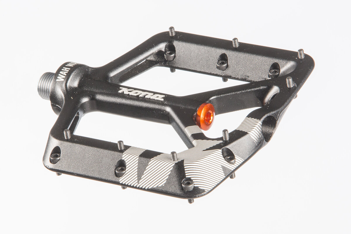 shimano pedal pd-es600 SPD Pedals Colour:Panda Frame VLT 10% Grey Lens with REVO Silver+VLT 99% Clear Lens ES600 SPD Bike Pedals 48 or Less CUBE rider John Franzky