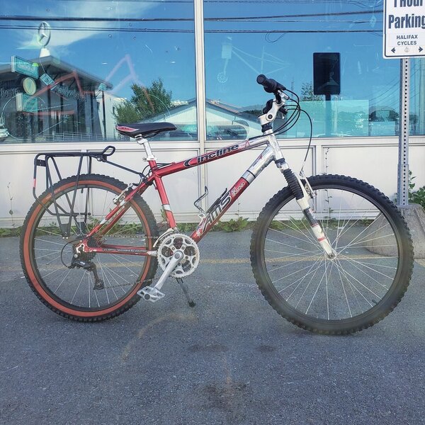 Halifax Cycles Incline AMC 18'' MTB Halifax Cycles & Guitars