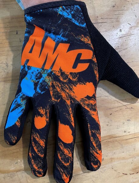All Mountain Cyclery AMC Splatter Dirt Glove