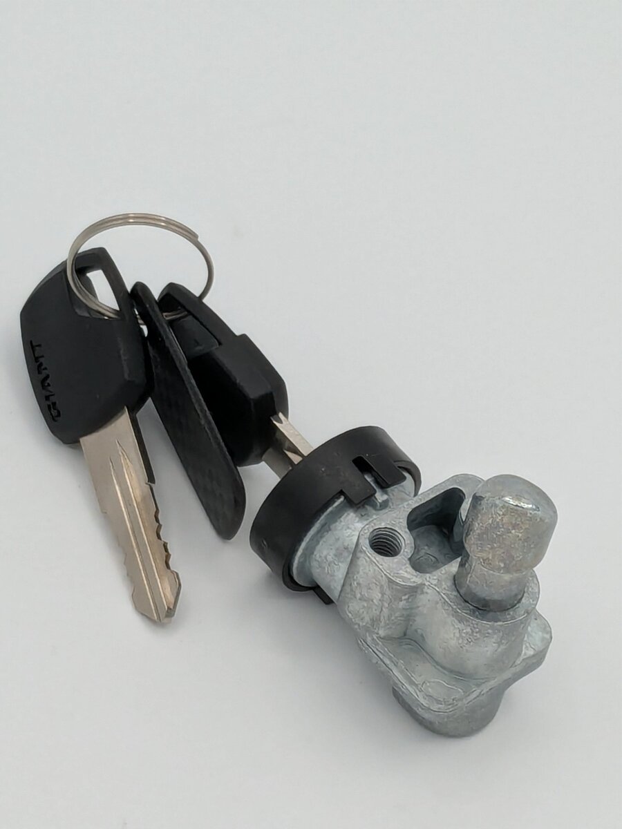 Giant Lock with Keys Side-Pull (Roam, Talon) - Martins Bike & Fitness