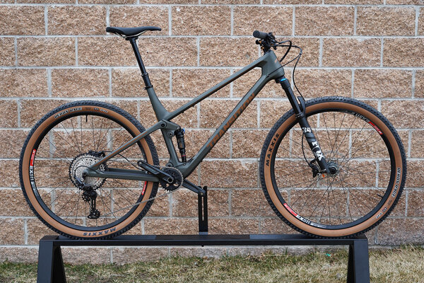 Transition Spur - Carbon Deore Special Edition