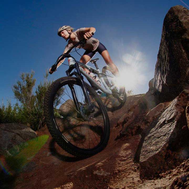 Full-Suspension Mountain Bikes