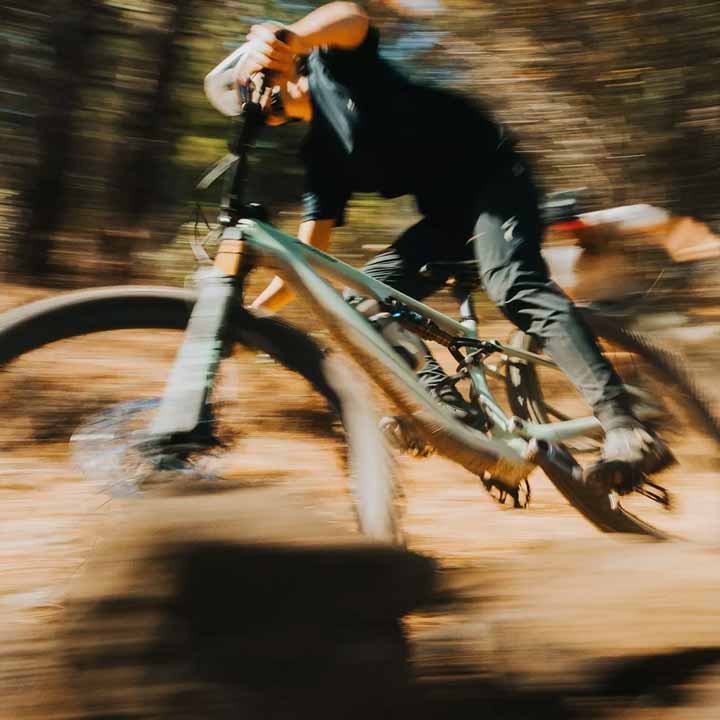  SPECIALIZED MOUNTAIN BIKES