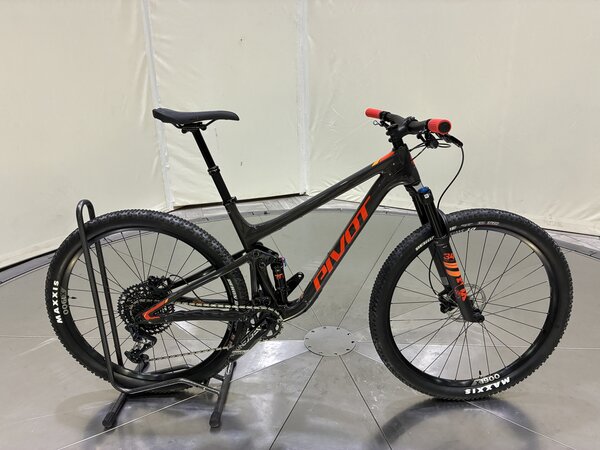 Pivot Cycles Mach 4 SL Ride GX/X01