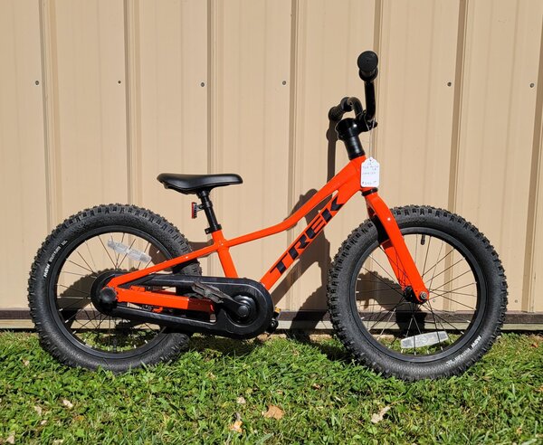 Bisesi's Bicycle & Fitness Trek Precaliber 16