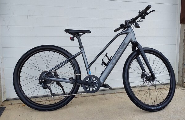 Trek Pre-Owned Dual Sport+ Stagger 2023 Grey S Martin's Bicycle